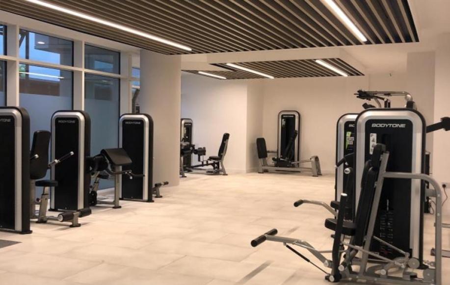 Berks Luxury Serviced Apartments , Free Parking, Free Gym And Free Wifi Bracknell Extérieur photo