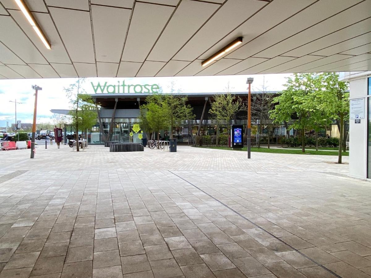 Berks Luxury Serviced Apartments , Free Parking, Free Gym And Free Wifi Bracknell Extérieur photo